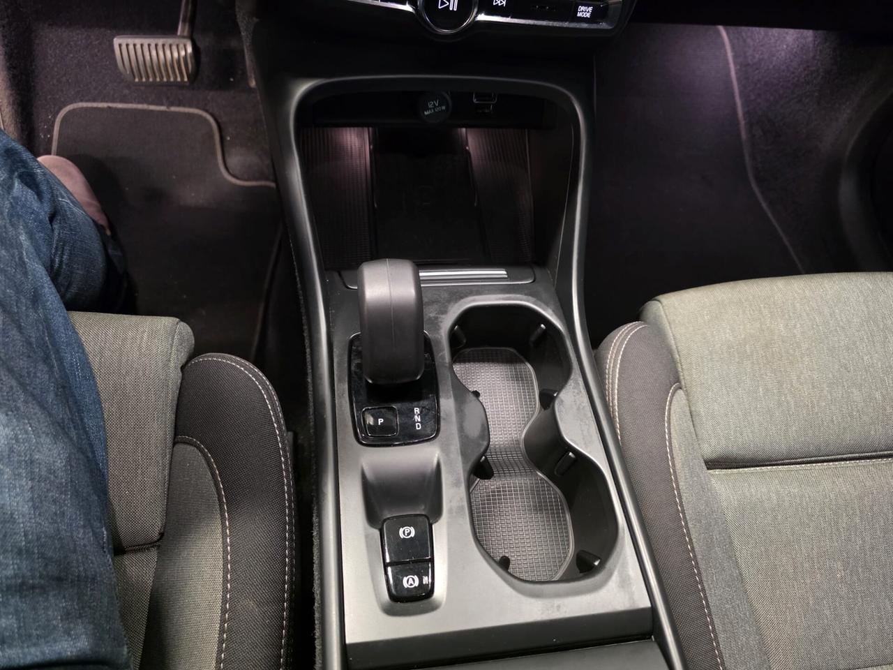 Volvo XC40 T2 automatico Core