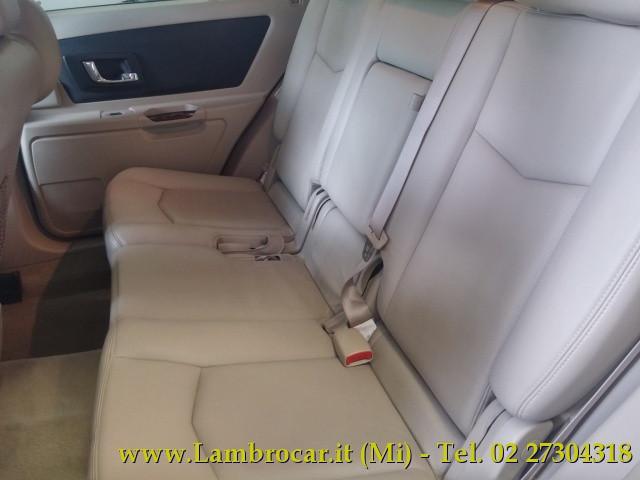 CADILLAC SRX 4.6 V8 aut. AWD Sport Luxury