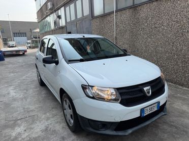 DACIA SANDERO 1.2 BENZ EURO5B -GPL 2035 UNI PROP