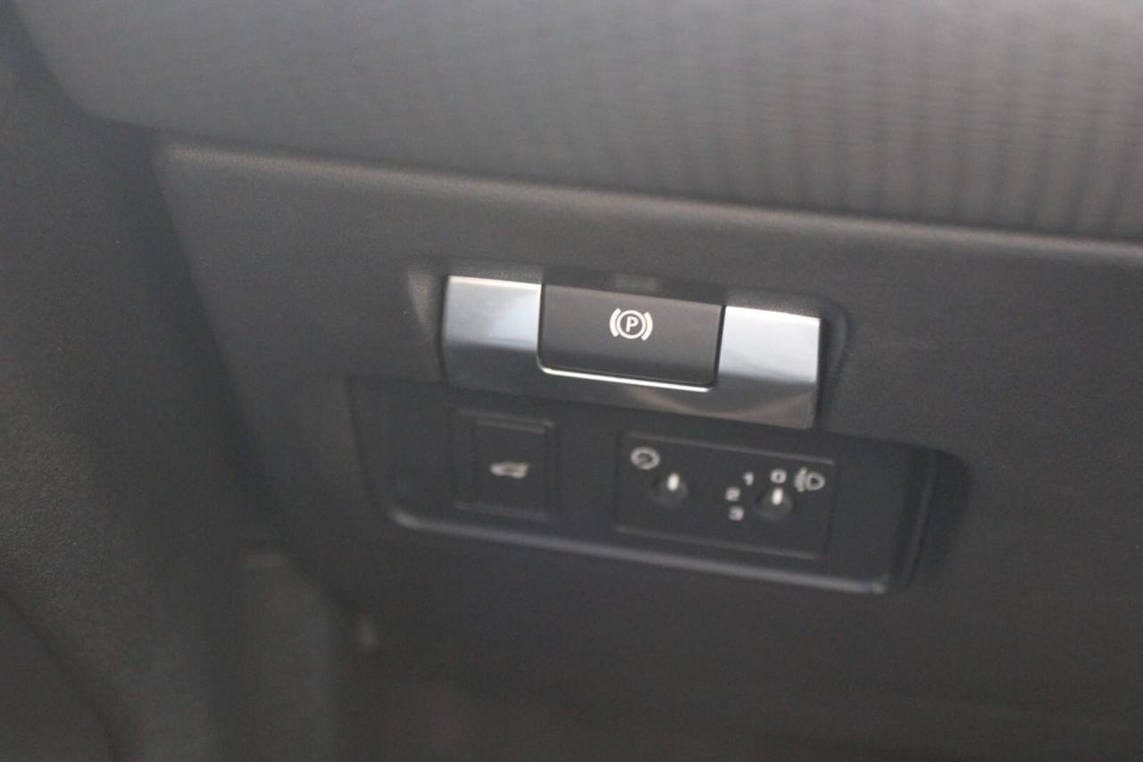 Land Rover Range Evoque Tua A SOLI 401€ al mese Anticipo Zero