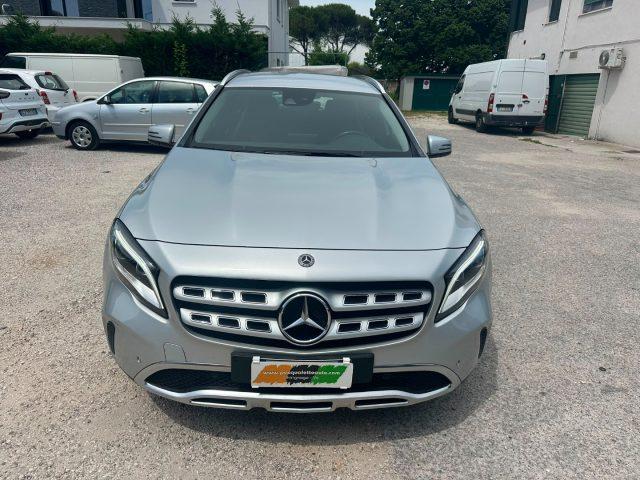 MERCEDES-BENZ GLA 200 d Automatic Sport