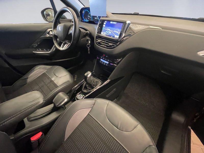 Peugeot 2008 BlueHDi 100cv Allure