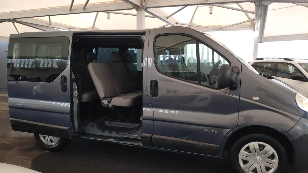 Nissan Primastar 2000cc Diesel 115 CV 9P