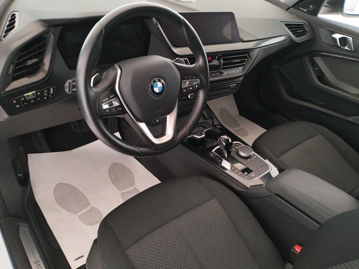 BMW 118d Business Advantage auto - TETTO APRIBILE - IVA ESPOSTA