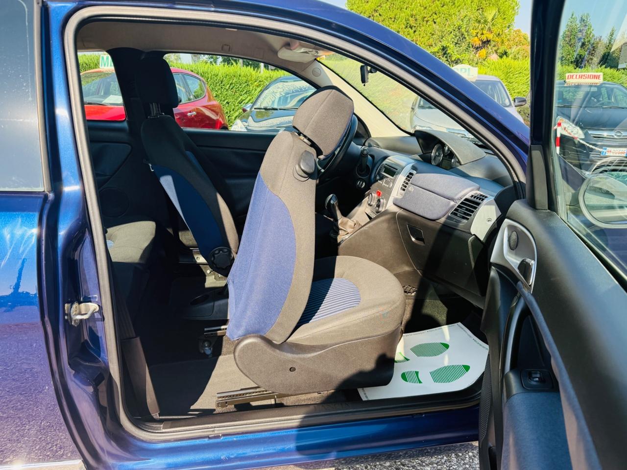 Lancia Ypsilon 1.3 MJT 90 CV Ok NEOPATENTATI