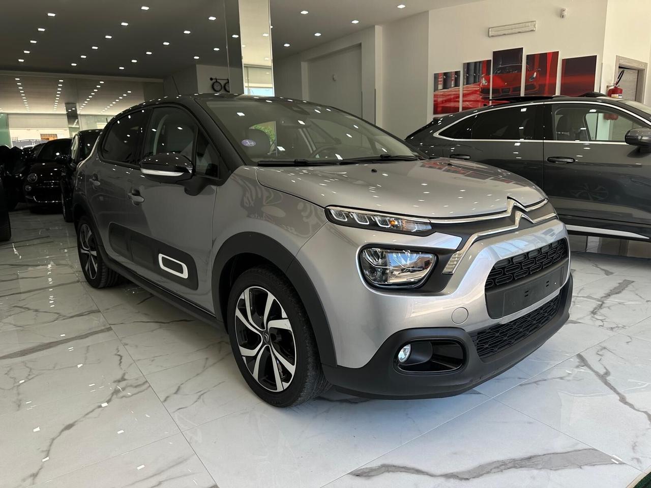 Citroen C3 PureTech 110 S&S Shine Navi+Retrocamera