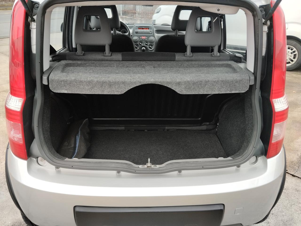 Fiat Panda 1.3 MJT 16V DPF 4x4 Climbing