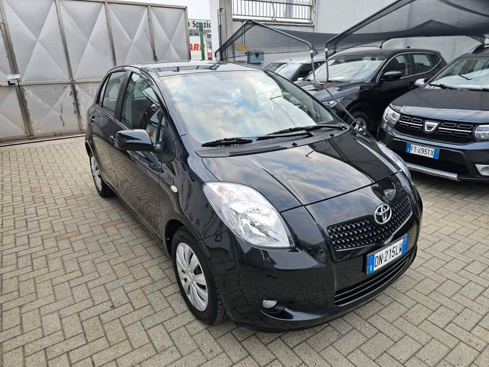 Toyota Yaris 1.3 5 porte - Unico proprietario
