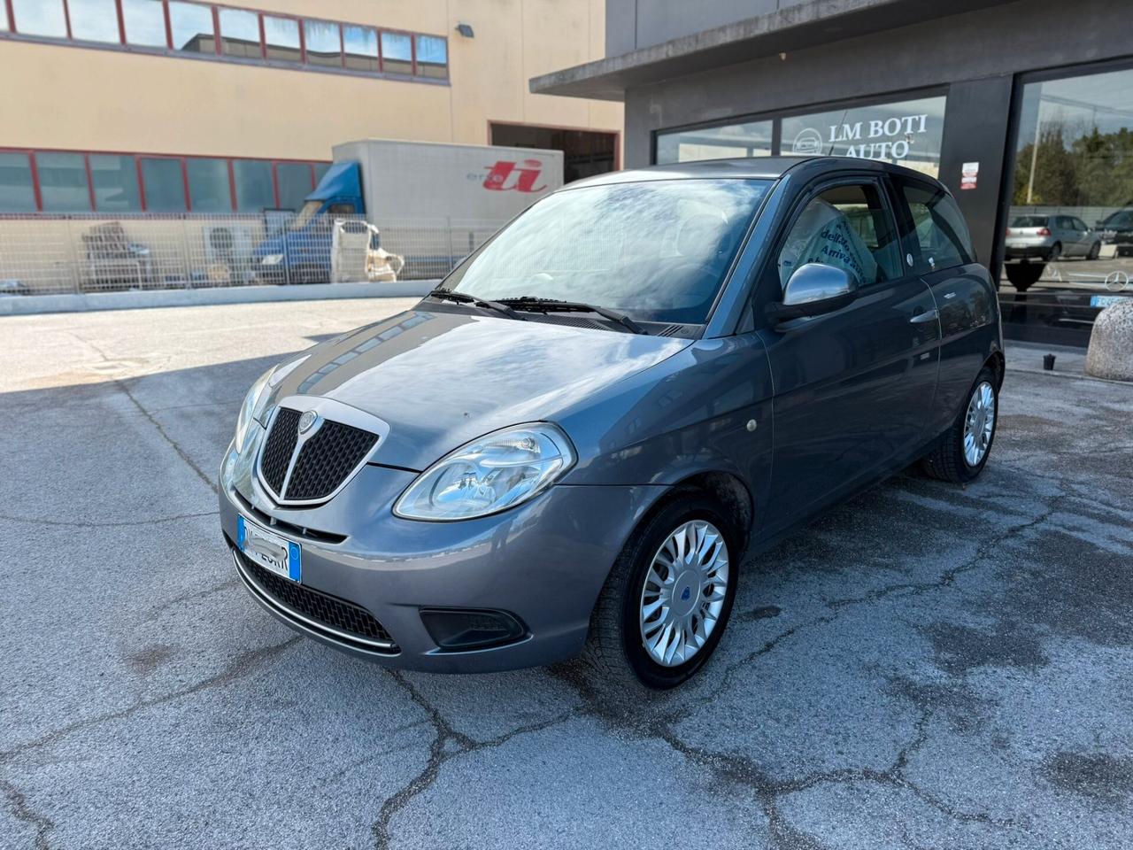 Lancia Ypsilon 1.4 GPL 2009 12 MESI DI GARANZIA
