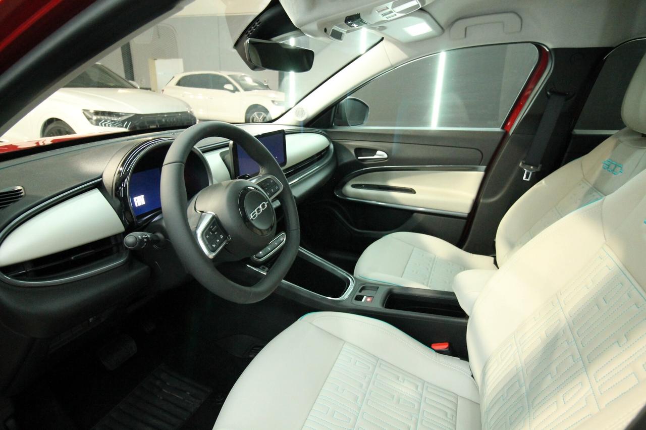 FIAT 600 1.2 HYBRID LA PRIMA 110 CV
