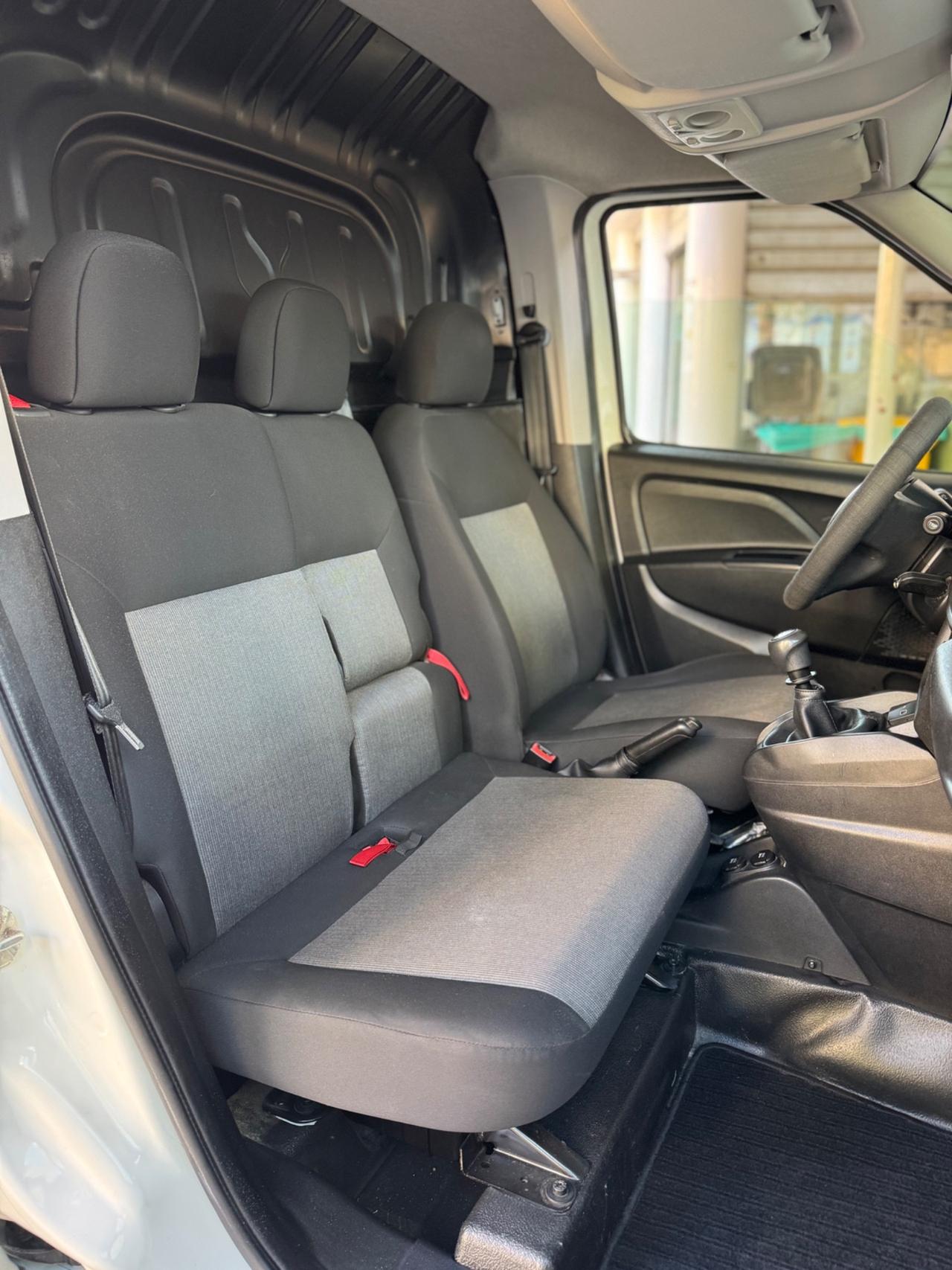Fiat Doblò MAXI 1.6 MJT 105CV 3Posti N1 IVA ESPOSTA