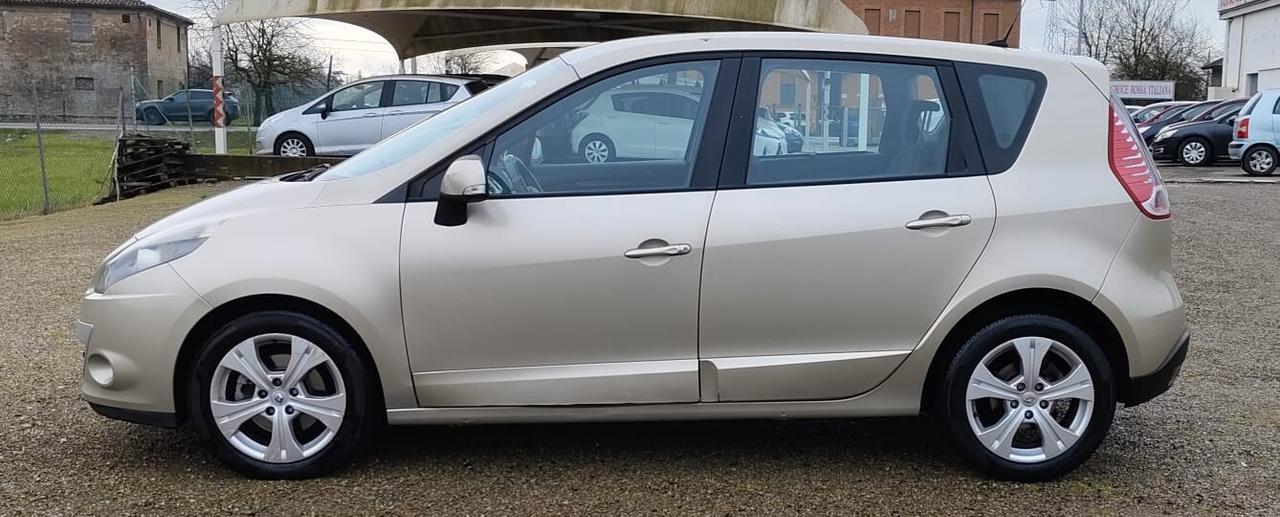 Renault Scenic Scénic X-Mod 1.5 dCi 110CV Luxe