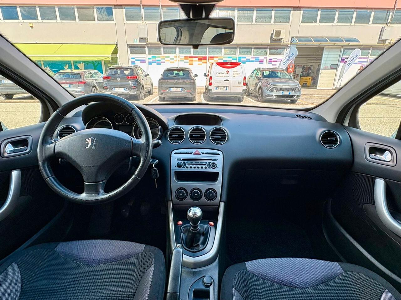 Peugeot 308 1.6 HDi 110CV 5p. Premium (6 Marce)