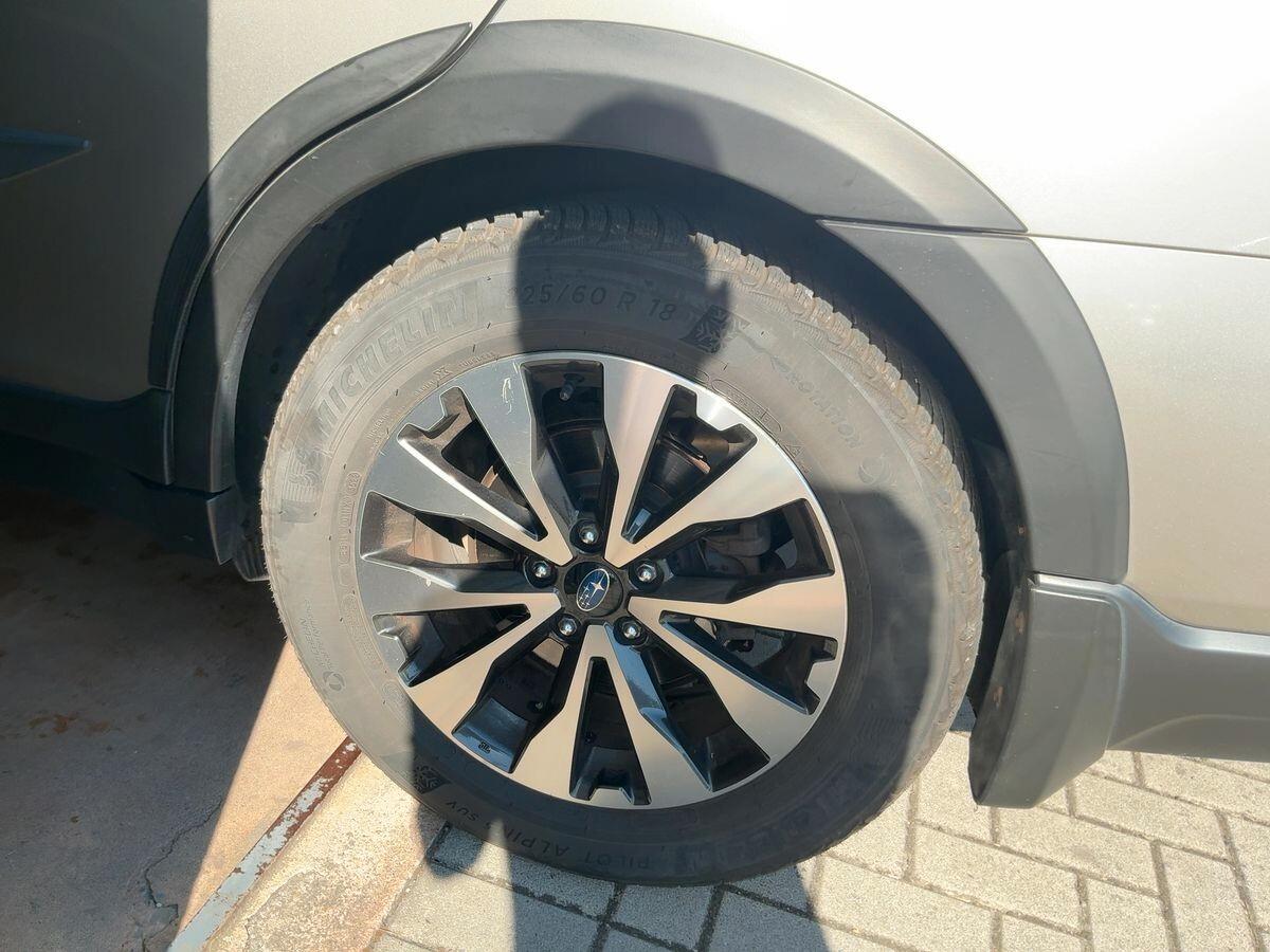 Subaru OUTBACK 2.0d-S Lineartronic Unlimited