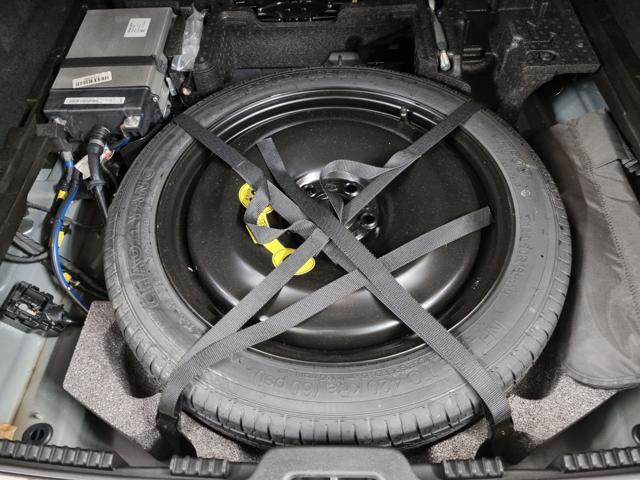 VOLVO XC60 B4 automatico Plus Dark