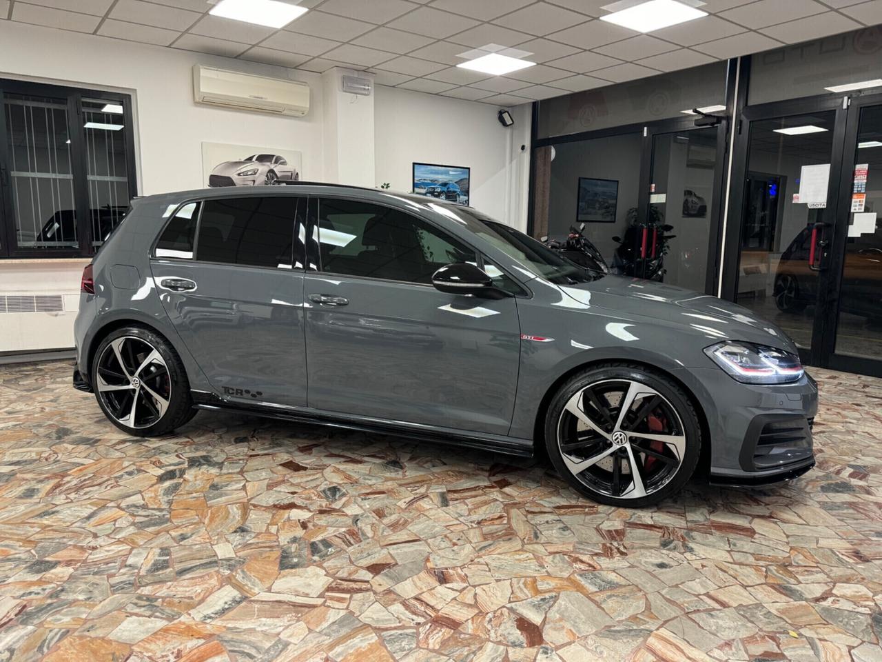 Volkswagen Golf GTI Golf GTI 2.0 TSI TCR DSG 5p. BlueMotion Technology