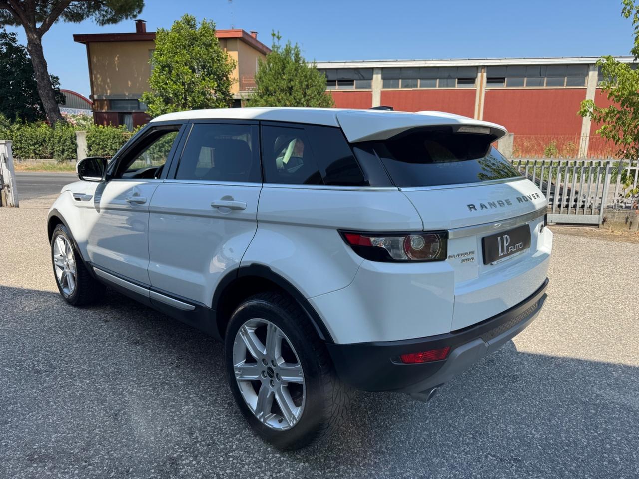 Land Rover Range Rover Evoque Range Rover Evoque 2.2 TD4 5p. Dynamic
