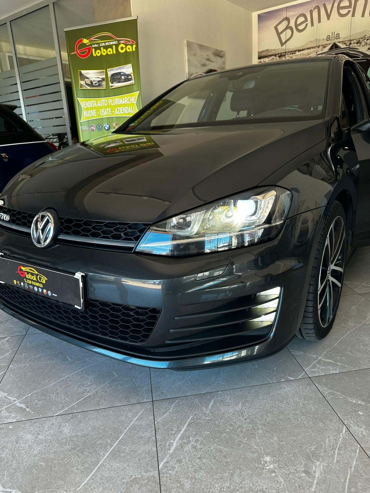 Volkswagen Golf 2.0 TDI 5p. Highline BlueMotion Technology