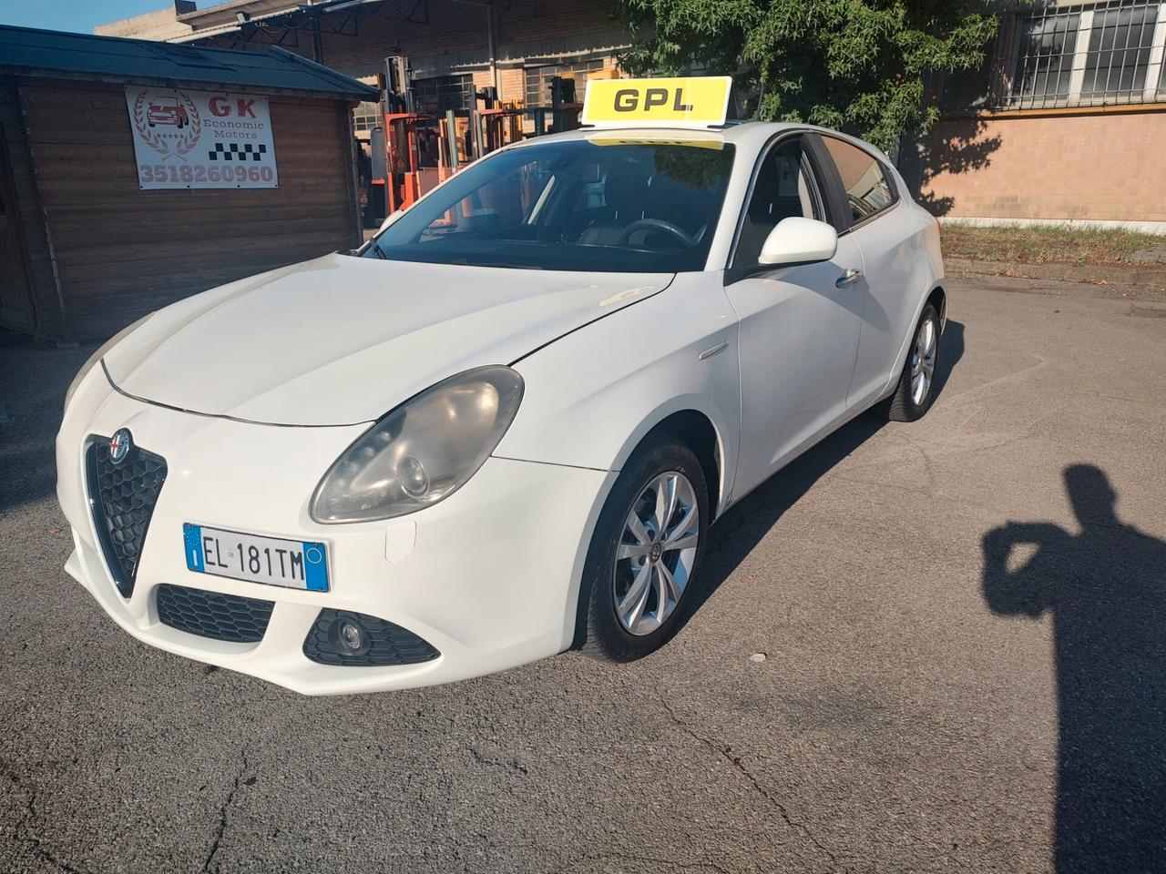 Alfa Romeo Giulietta 1.4 Turbo 120 CV BENZINA\ GPL CON SCADENZA 2032, OK NEOPATENTATI.