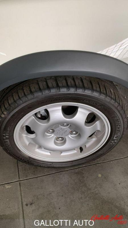 Peugeot 205 1.9 3 porte GTI