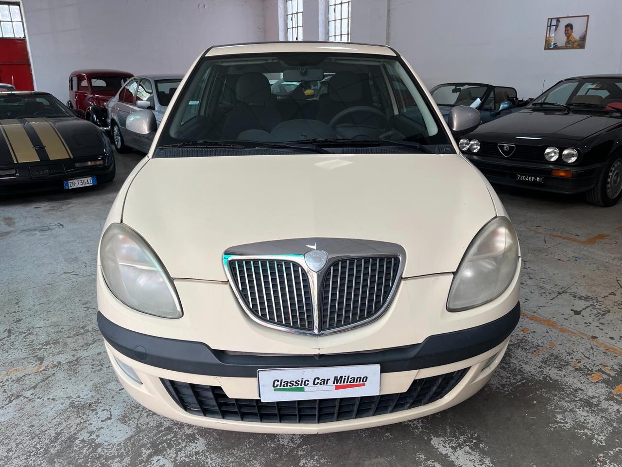 Lancia Ypsilon 1.2 16V Argento