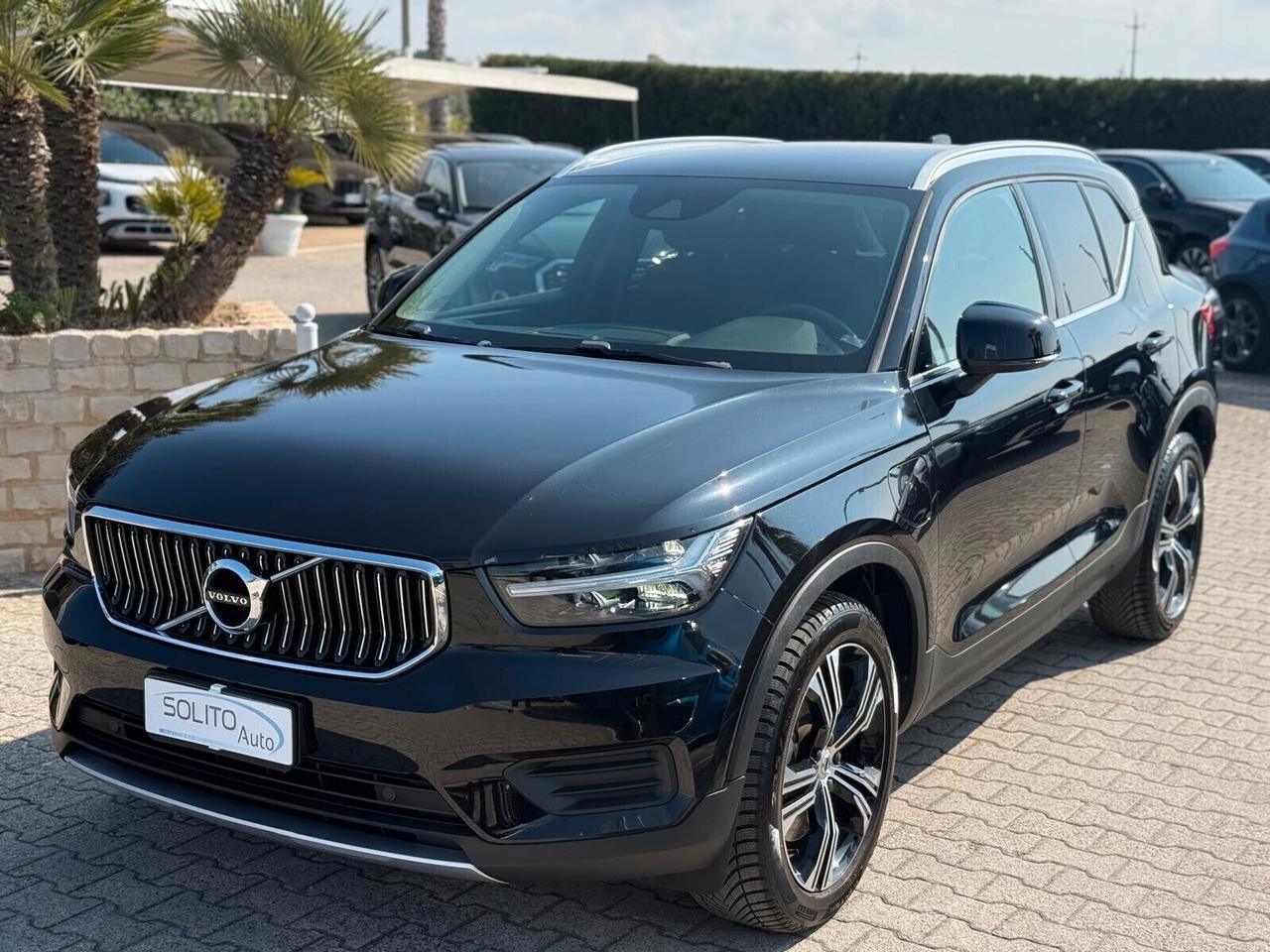 Volvo XC40 T4 Recharge Plug-in Hybrid 211cv Inscription Expression