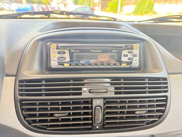 FIAT Punto 1.2i cat 3 porte EL POCHI CHILOMETRI OK NEOPATENTA