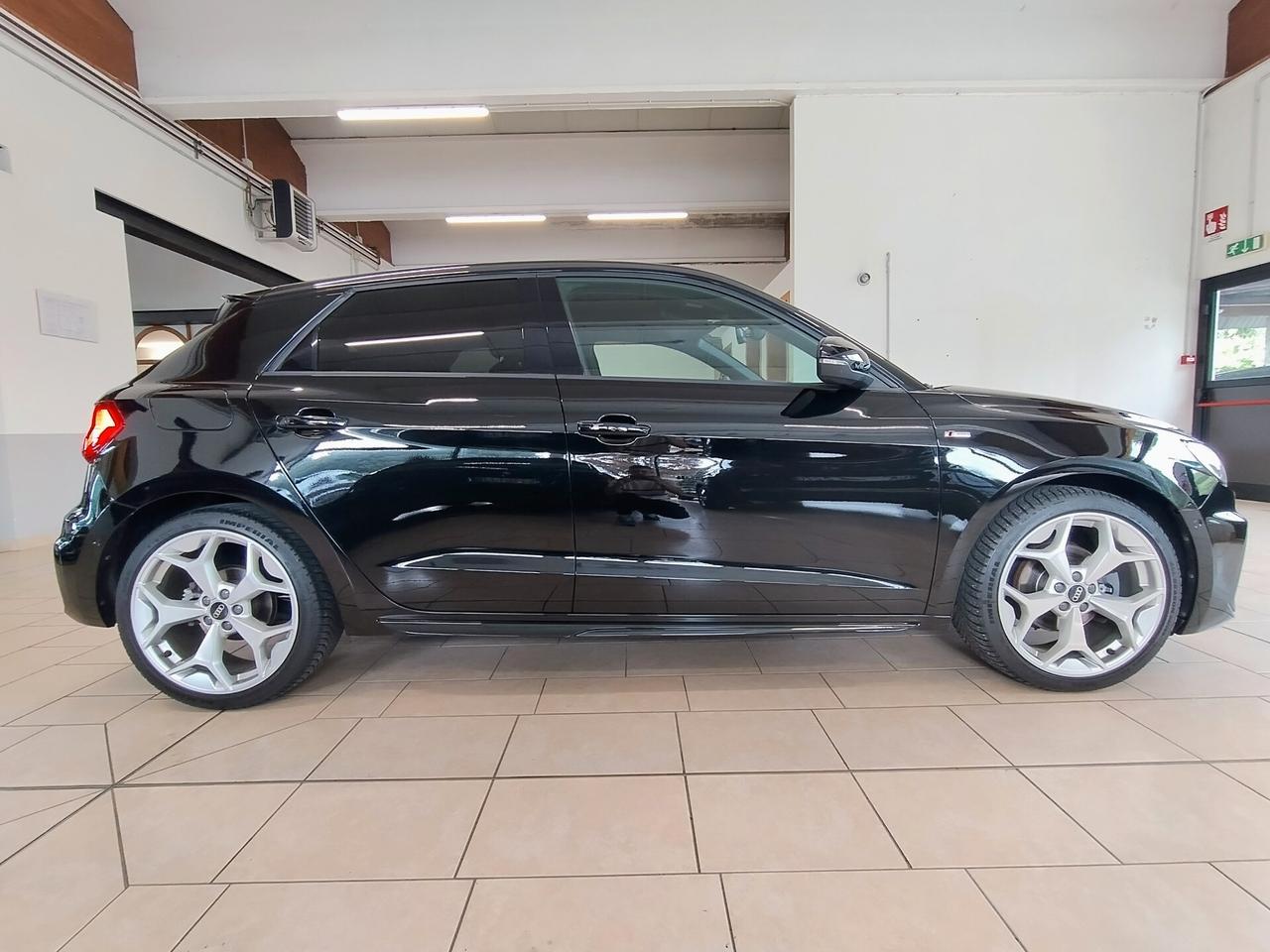 AUDI A1 SPB 30 TFSI S tronic S line edition CARPLAY KEYLESS