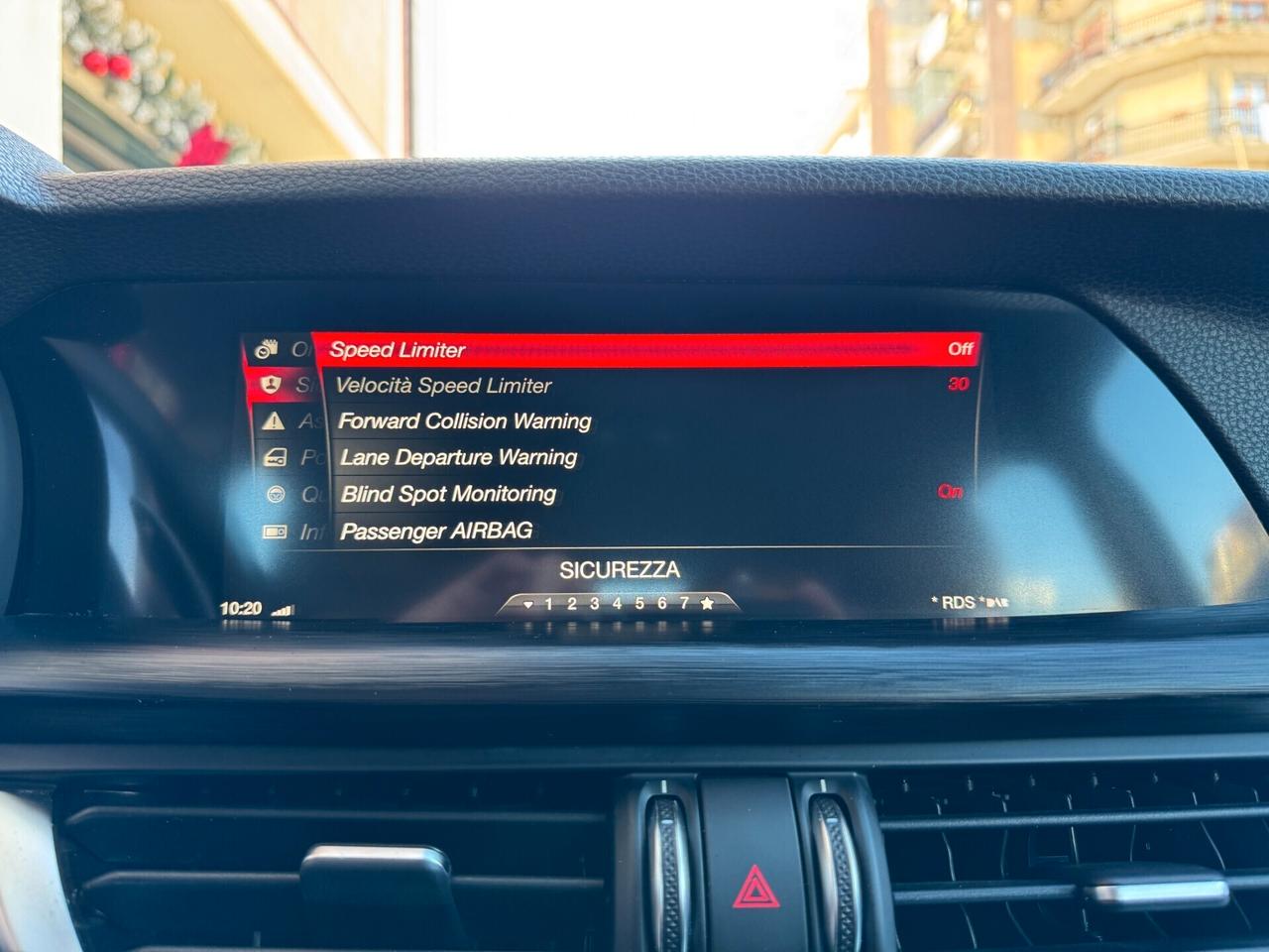 ALFA ROMEO STELVIO 2,2 T EXECUTIVE Q4 210CV AUTO