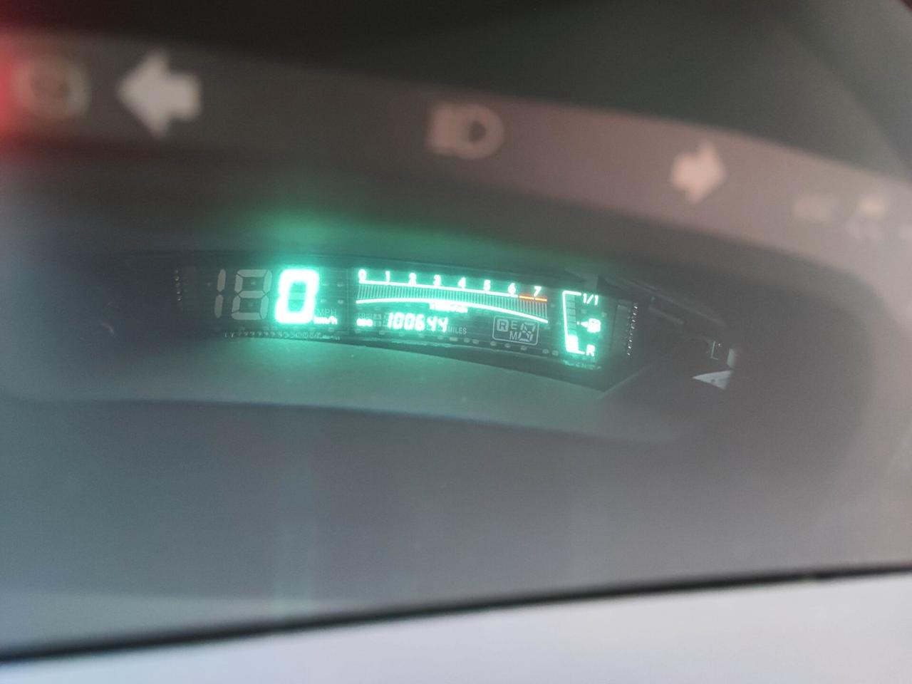 Toyota Yaris 1.0 uni-pro