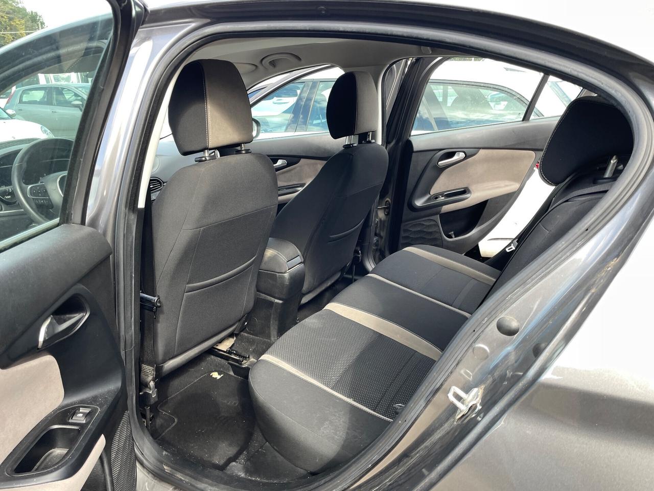 Fiat Tipo 1.3 Mjt 5 porte NAVI CERCHI 17 FINANZIO