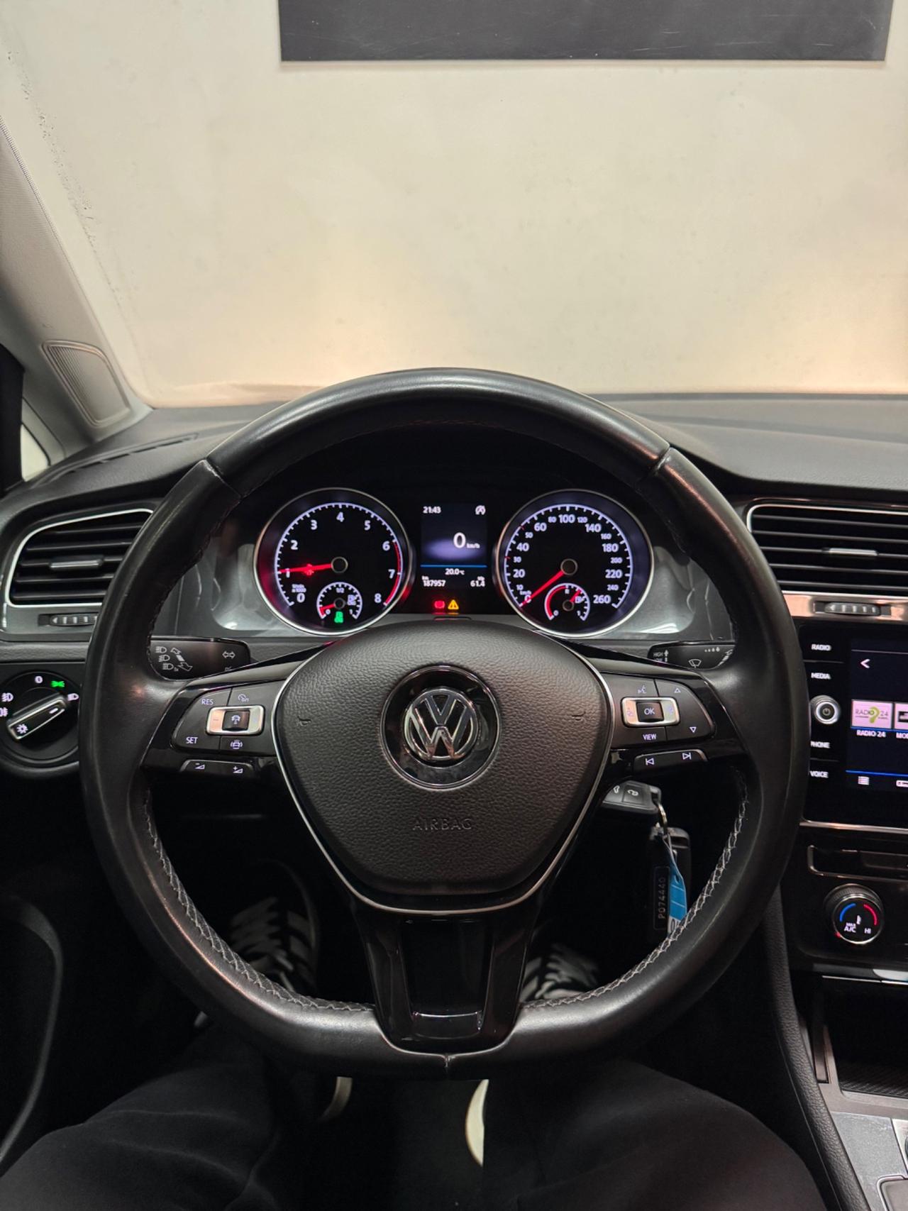 Volkswagen Golf 1.5 TGI DSG 5p. Executive BlueMotion Technology