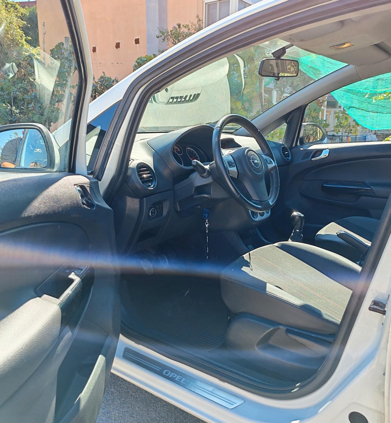 OPEL CORSA CON CATENA DISTRIBUZIONE 2013