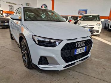 Audi A1 A1 Citycarver 30 1.0 tfsi Contrast 110cv S-TRONIC