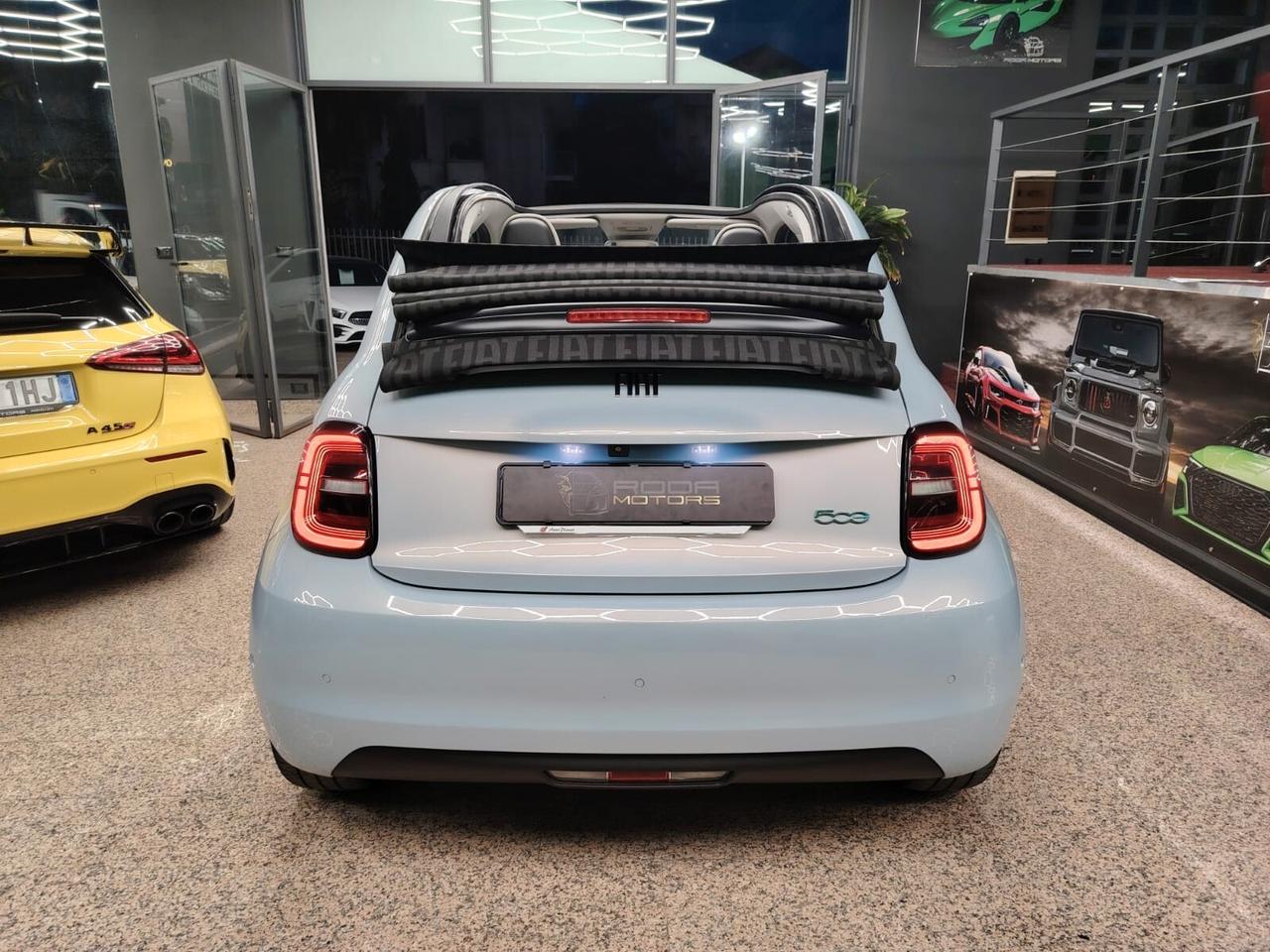 Fiat 500e Cabrio 42 kWh La Prima