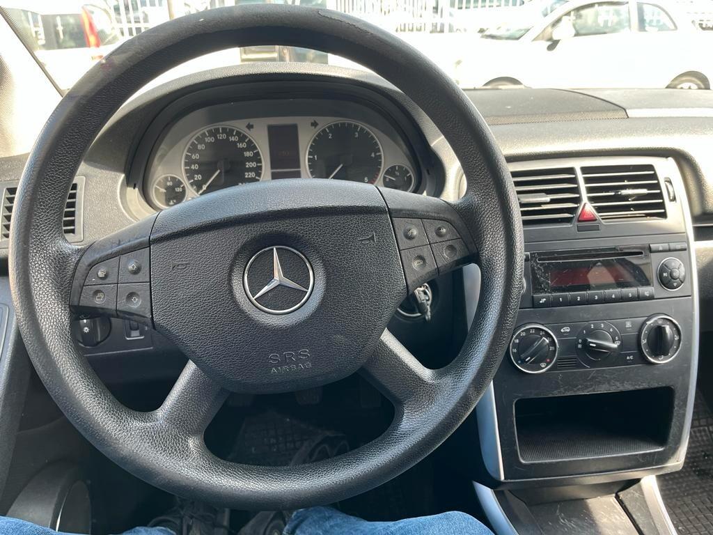 Mercedes-benz B 180 CDI