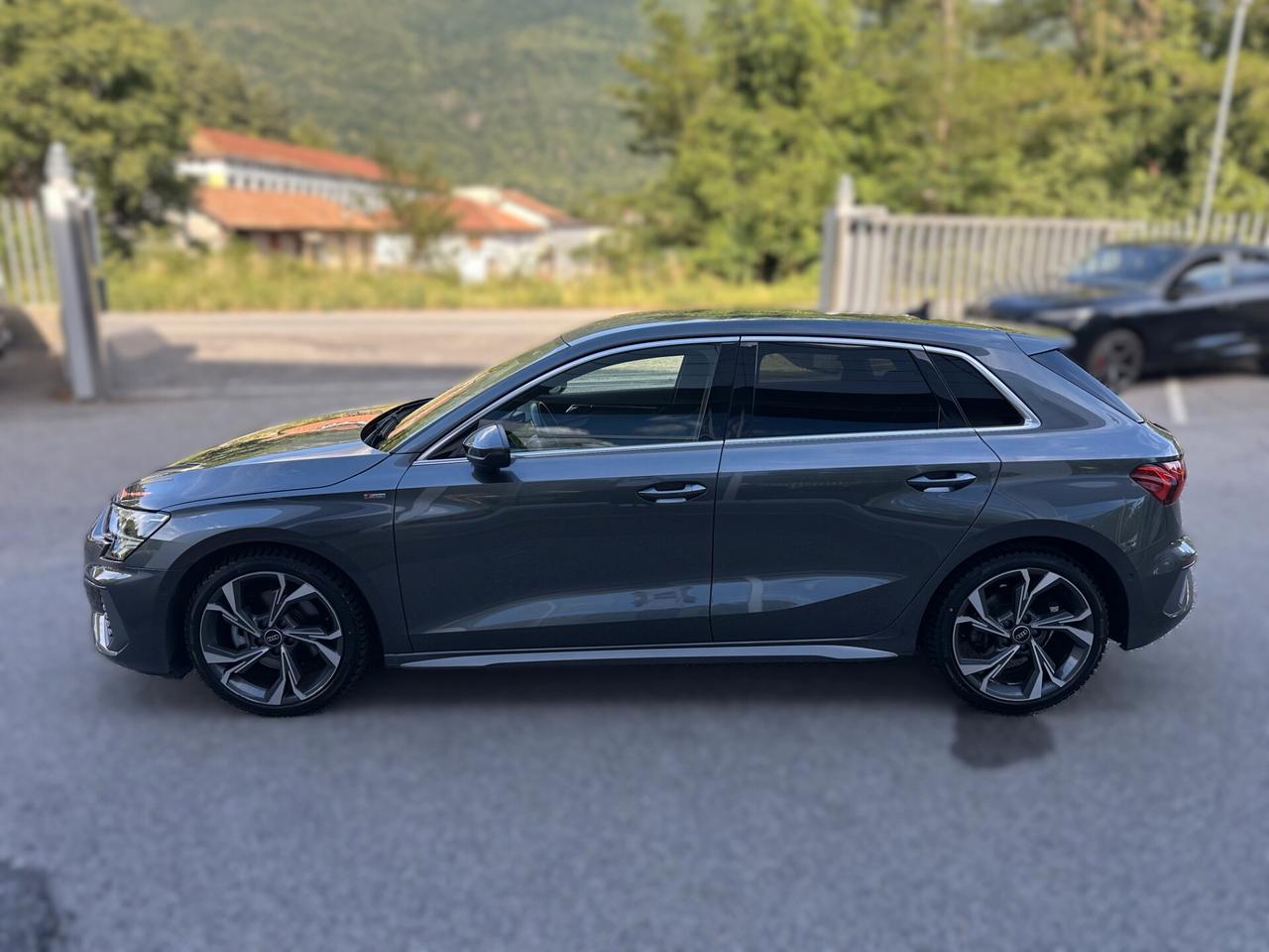Audi A3 SPB 40 TDI quattro S tronic line edition