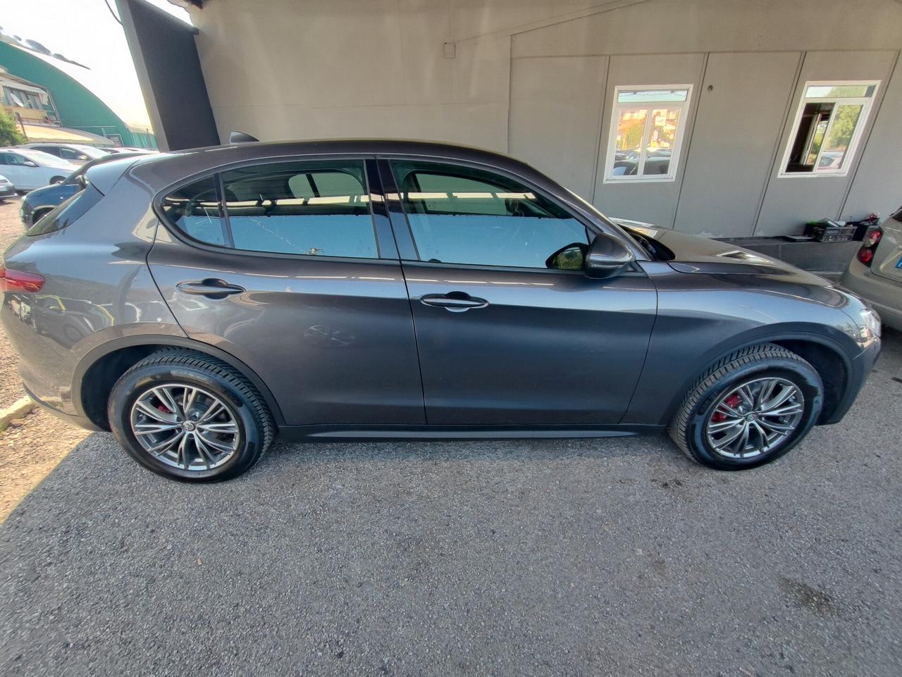 Alfa Romeo Stelvio 2.2 180 CV AT8 Q4 X OPERATORI DEL SETTORE