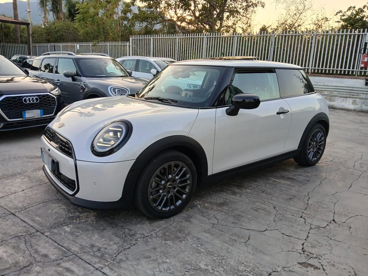 Mini Cooper C Favoured