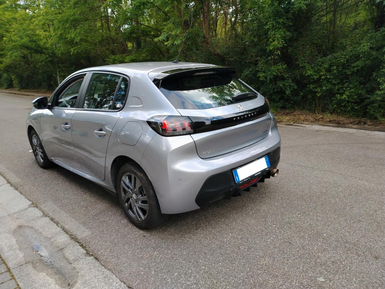 Peugeot 208 BlueHDi 100 5 porte Incidentata/Sinistrata