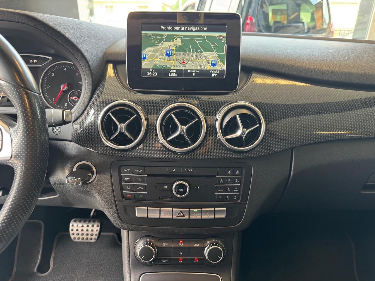 Mercedes-benz B 200 d Automatic Premium