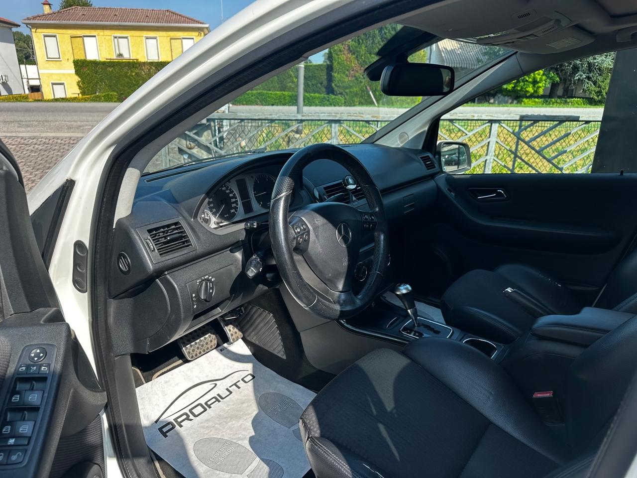 Mercedes-benz A 180 CDI Avantgarde CAMBIO AUTOMATICO
