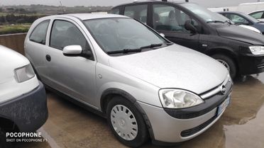 Opel Corsa 1.0 benzina neopatentati 115.000km