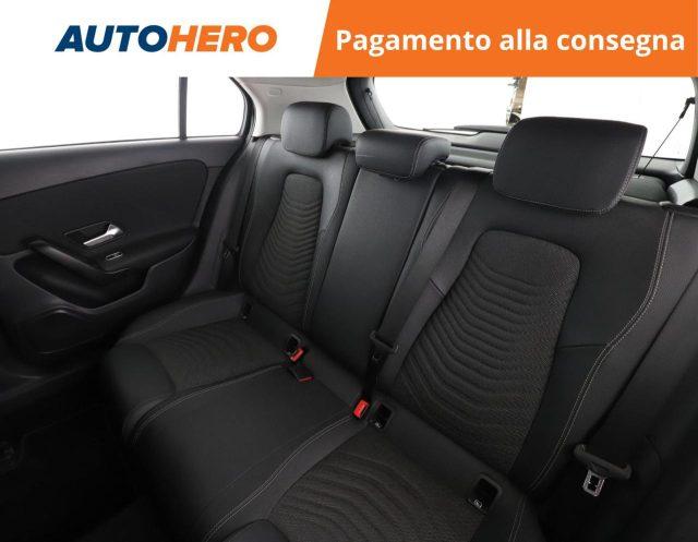 MERCEDES-BENZ A 180 Automatic Executive