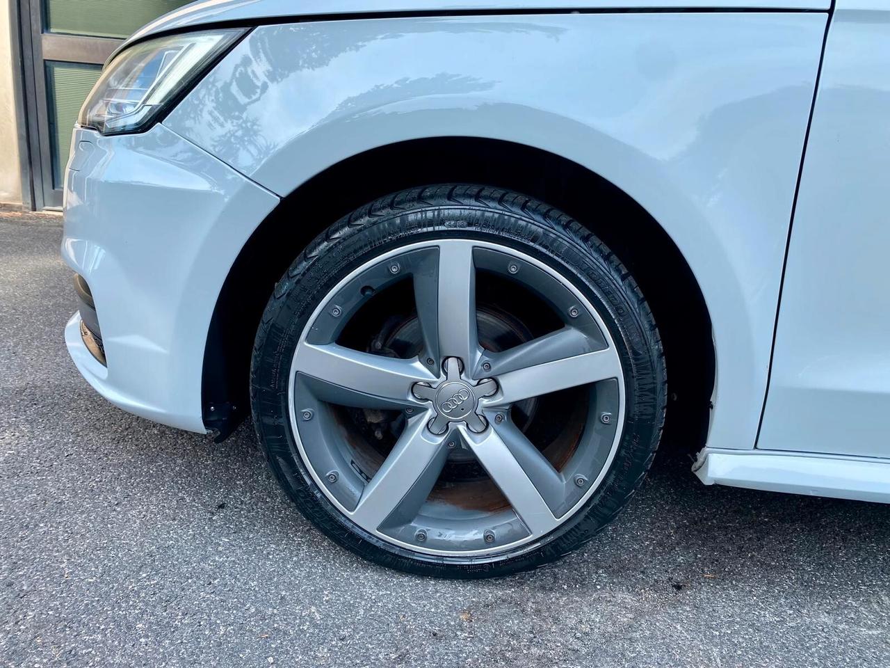 Audi A1 Sportback 1.0 tfsi ultra S LINE - PRONTA CONSEGNA