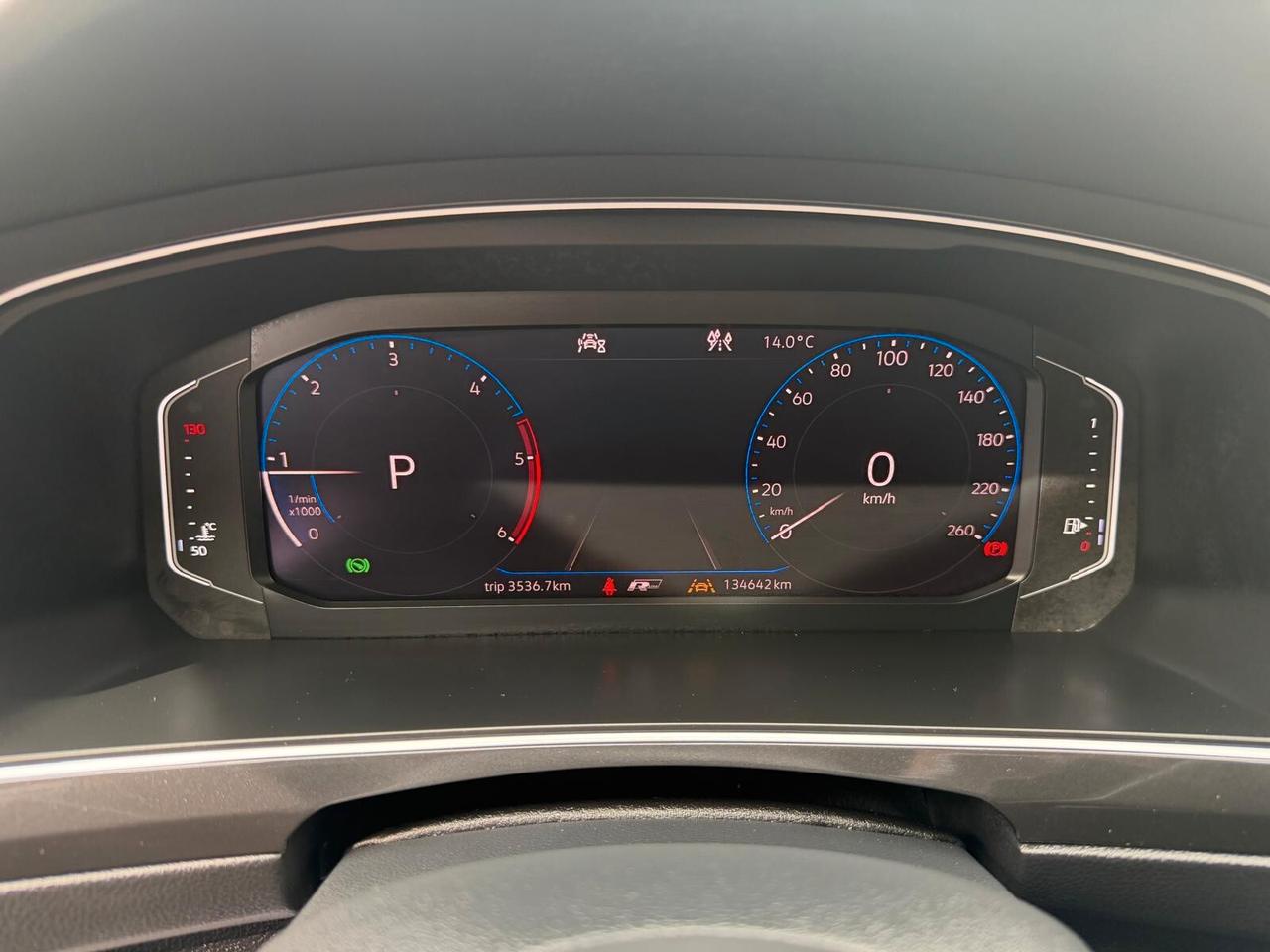 Volkswagen Tiguan 2.0 TDI SCR DSG R-LINE Pack interno ed esterno