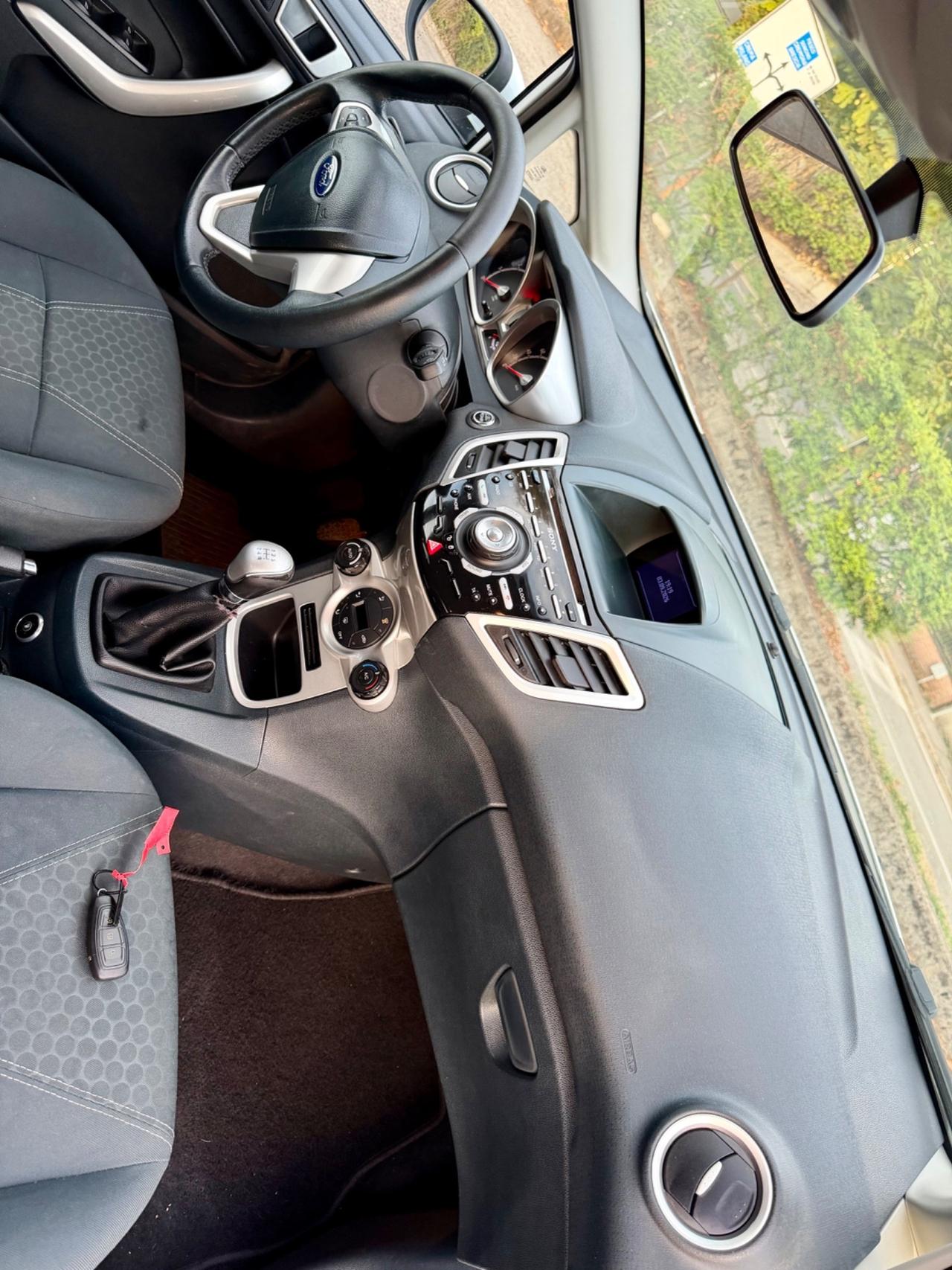 Ford Fiesta 1.4 5 porte Bz.- GPL Titanium