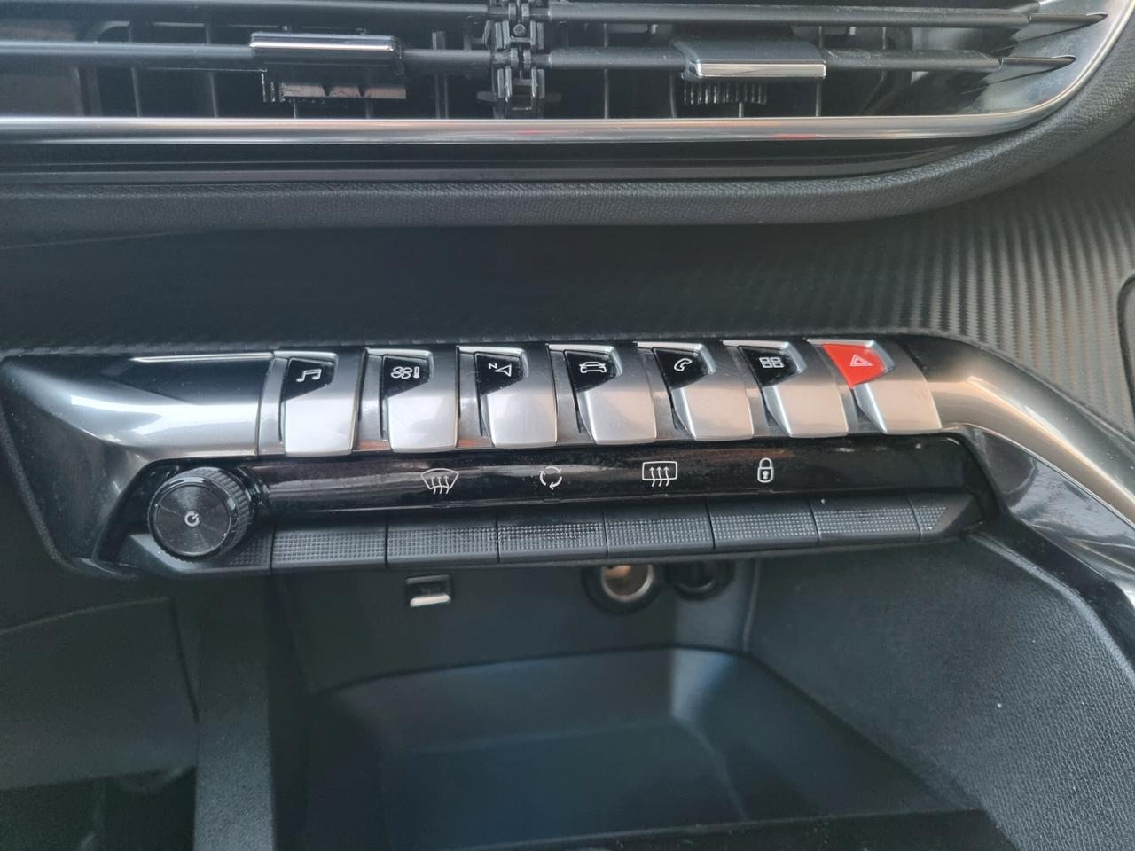 Peugeot 3008 BlueHDi 130 S&S EAT8 Allure Pack