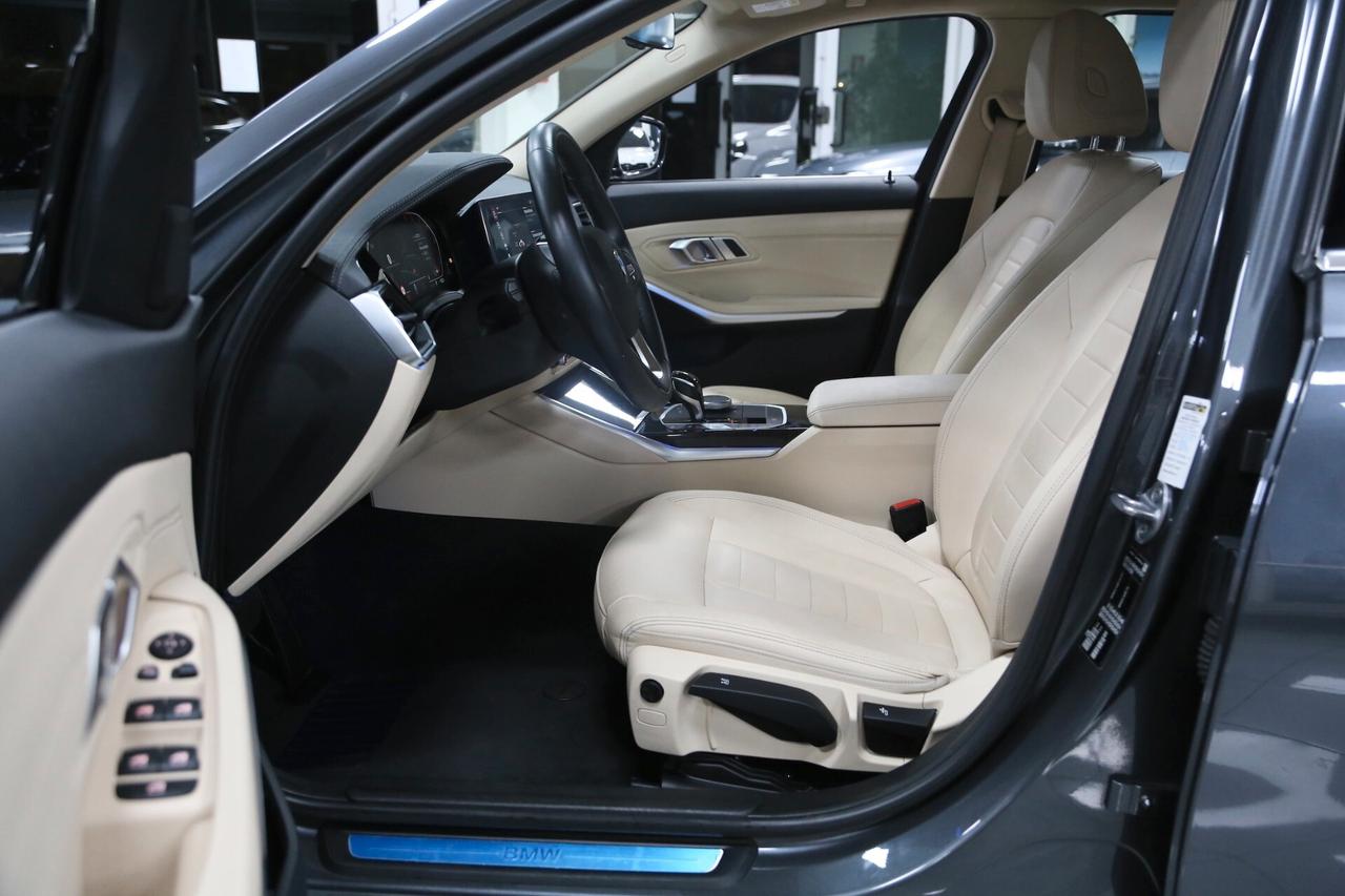 BMW 320d Touring Luxury auto