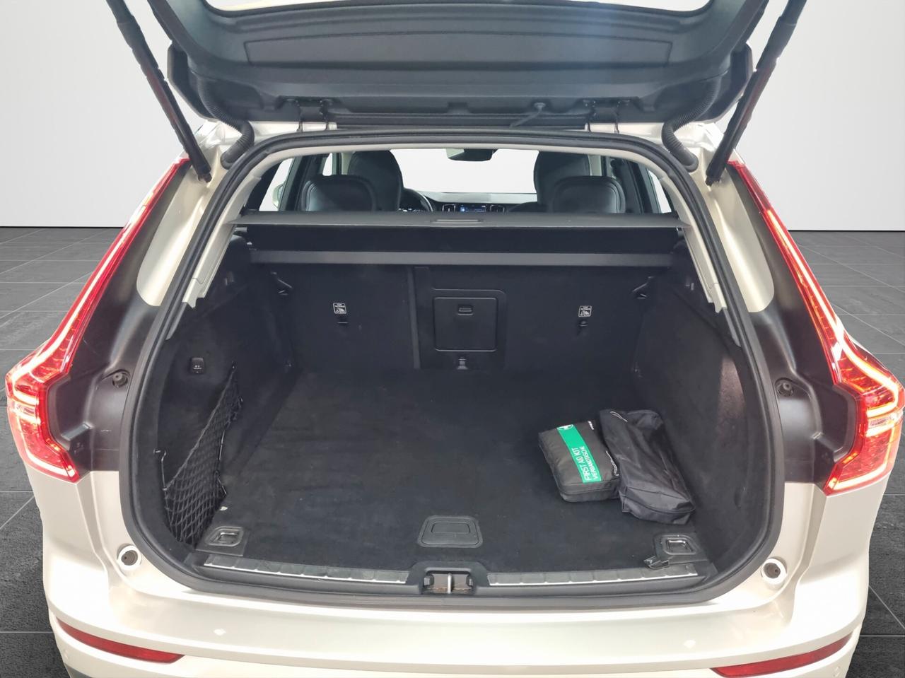 Volvo XC 60 XC60 B4 (d) AWD Geartronic Momentum Pro
